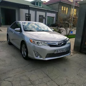 Toyota Camry 2014