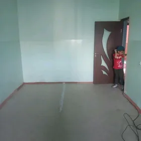 Buzmeýin gres etaž jaý