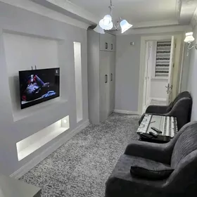 Ак-Алтын 1 в 2 ком. 1 этаж