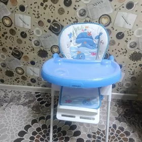 Стул для кормления