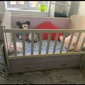 Krowat Кроватка