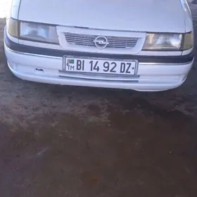 Opel Vectra 1989