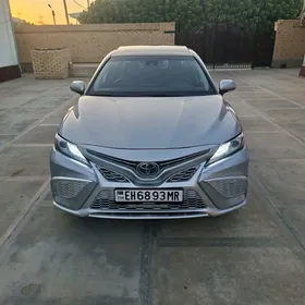 Toyota Camry 2022