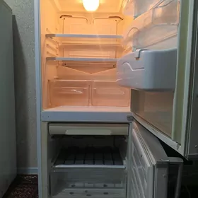 HOOVER A CLASS HOLODILNIK