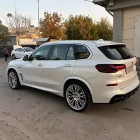 BMW X5 2023