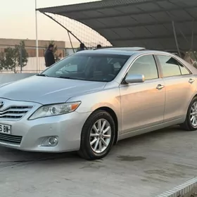 Toyota Camry 2011