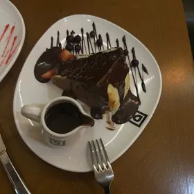 требуется официант