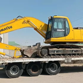 Komatsu PC2000-8 2001