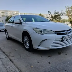 Toyota Camry 2016