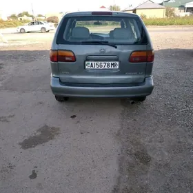 Toyota Sienna 1999