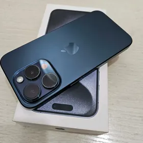 IPHONE 15 PRO blue titan