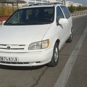Toyota Sienna 2000