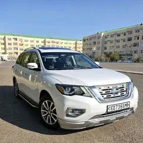 Nissan Pathfinder 2020