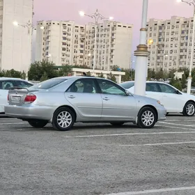 Toyota Camry 2004