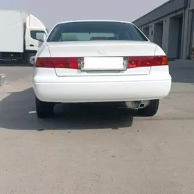 Toyota Camry 2000