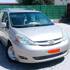 Toyota Sienna 2006