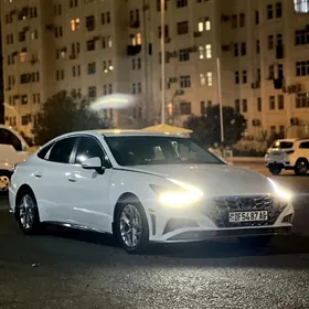 Hyundai Sonata 2021