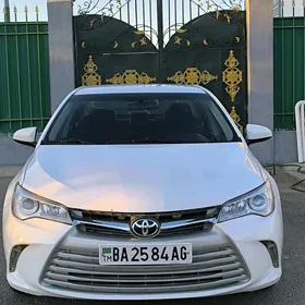 Toyota Camry 2016