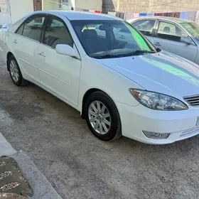 Toyota Camry 2005