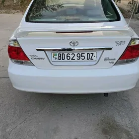 Toyota Camry 2005