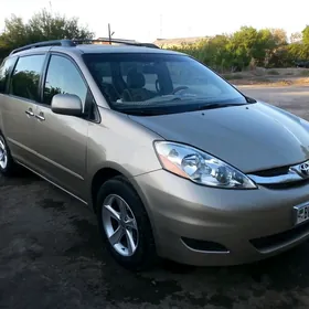 Toyota Sienna 2006