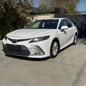 Toyota Camry 2022