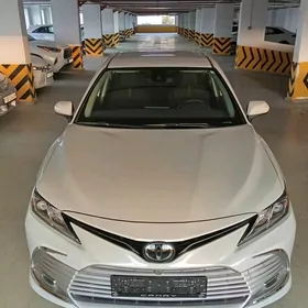 Toyota Camry 2022
