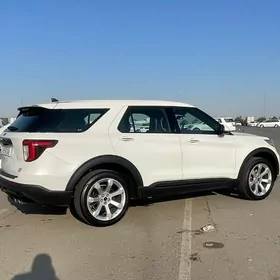 Ford Explorer 2022