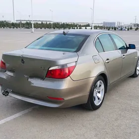 BMW E60 2003