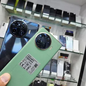 Tecno Camon 20pro+ 8+8/256GB