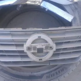 бампер облицовка нисан