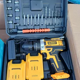 Шуруповерт DeWALT