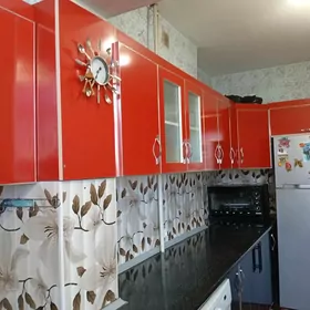 Кухынный гарнитур.