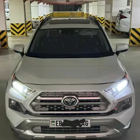 Toyota RAV4 2020