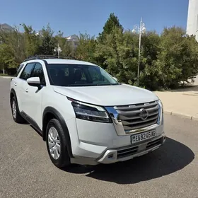 Nissan Pathfinder 2022