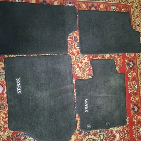 коврики тойота-ярис