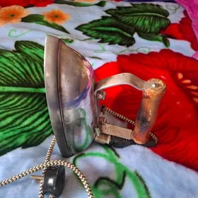 утюг СССР тяжелый