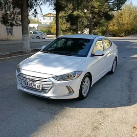 Hyundai Elantra 2018