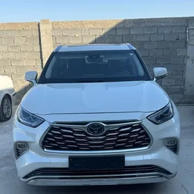 Toyota Highlander 2020