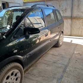 Opel Zafira 1999