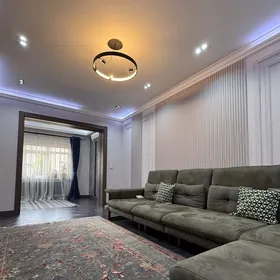 Мир 1 2 ком 1 этаж люкс