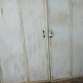 железо, ворота