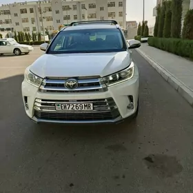 Toyota Highlander 2017