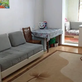 ️6мкр 1эт 1ком 42м2 Гостинка