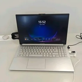 Asus Vivobook E1504F