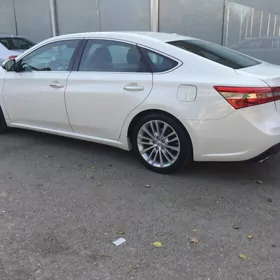 Toyota Avalon 2015