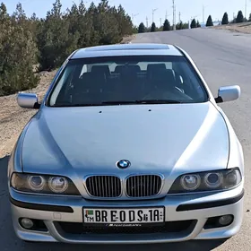 BMW E39 2002
