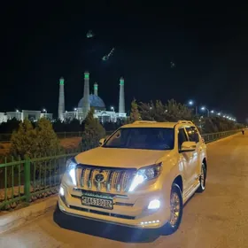 Toyota Land Cruiser Prado 2012