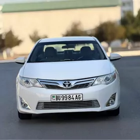 Toyota Camry 2012