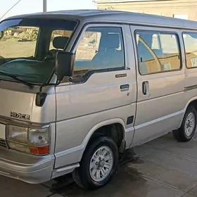 Toyota Hiace 1989